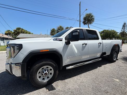 Used 2025 GMC Sierra 2500 Pro w/ 1SA Pro Safety Plus Package AWD/4WD image 26