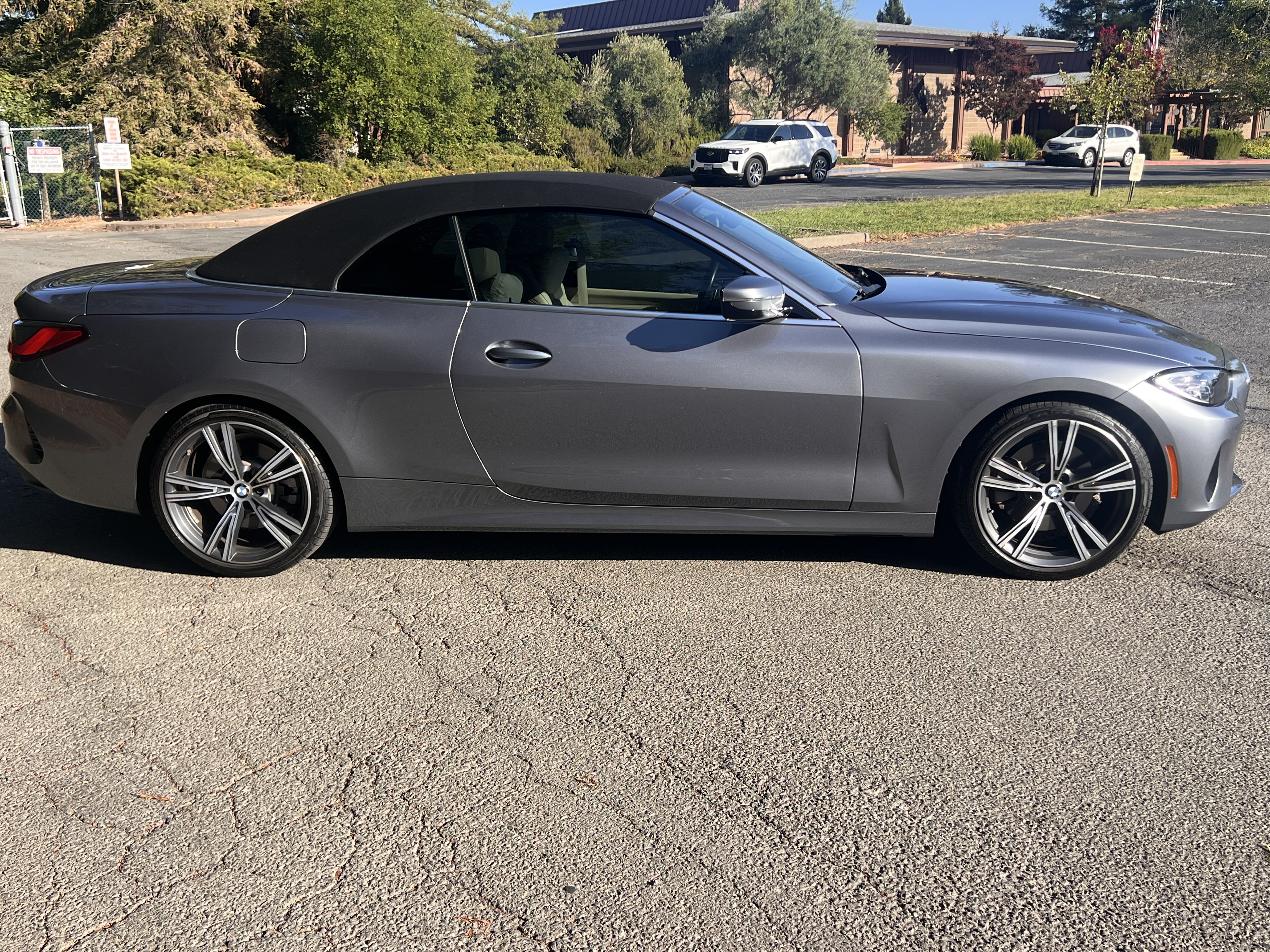 Used 2022 BMW 430i Convertible w/ Convenience Package RWD image 5