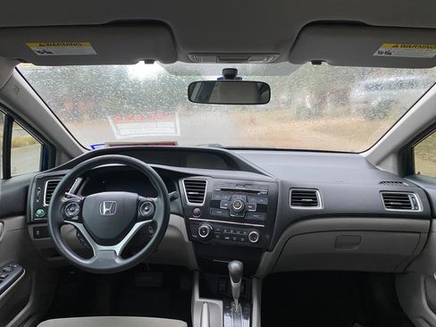 Used 2013 Honda Civic LX image 6