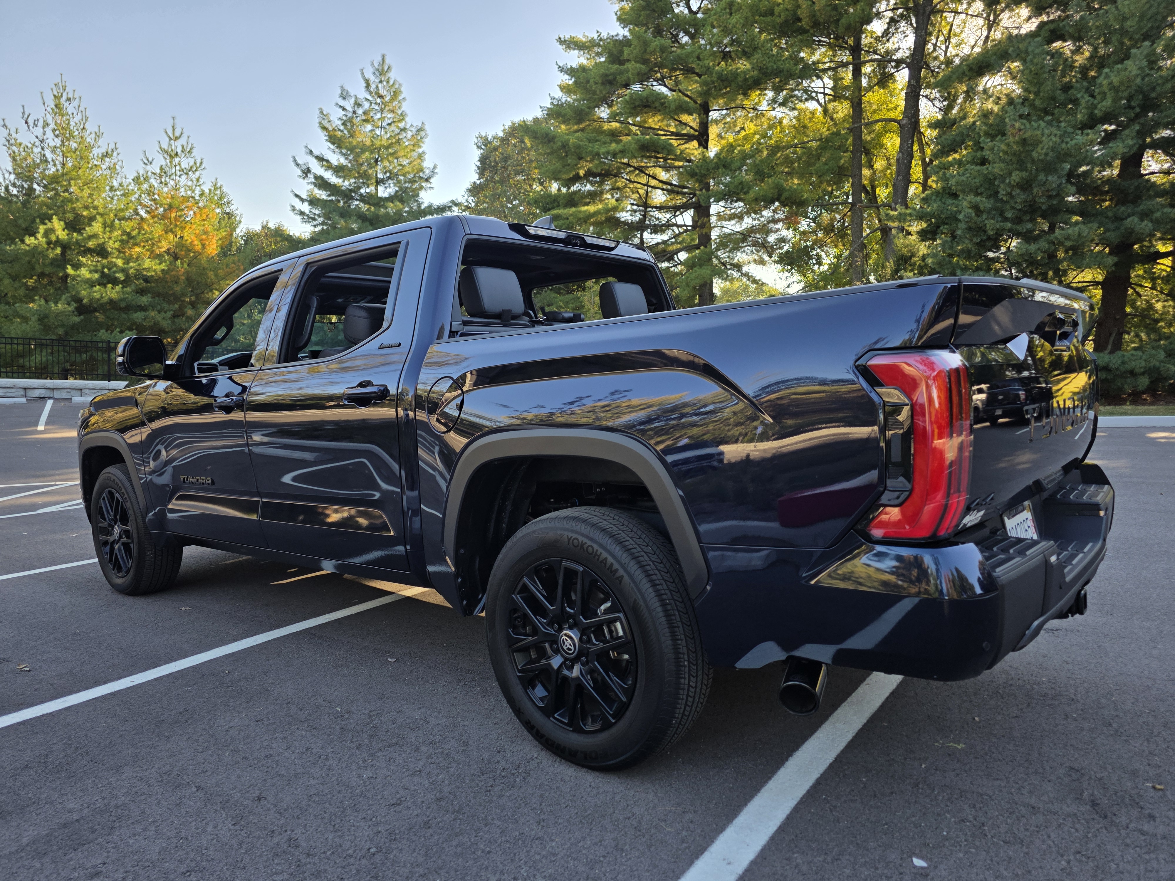 Used 2025 Toyota Tundra Limited AWD/4WD image 20