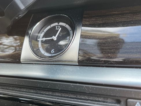 Used 2013 Volkswagen CC Executive image 13