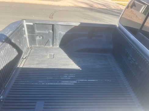 Used 2019 Nissan Frontier SV image 14