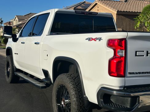 Used 2020 Chevrolet Silverado 3500 LTZ w/ LTZ Premium Package AWD/4WD image 5