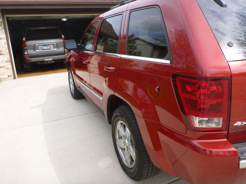 Used 2005 Jeep Grand Cherokee Limited AWD/4WD image 6