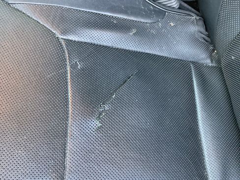 Used 2014 Chrysler 300 C image 13