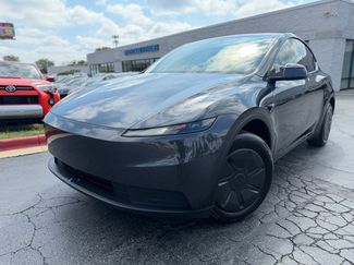 Used 2026 Tesla Model Y 2WD video 1