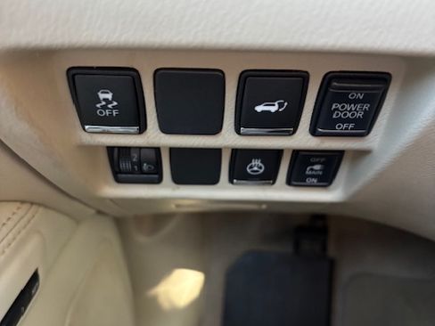 Used 2014 INFINITI QX60 AWD w/ Deluxe Touring Package image 8