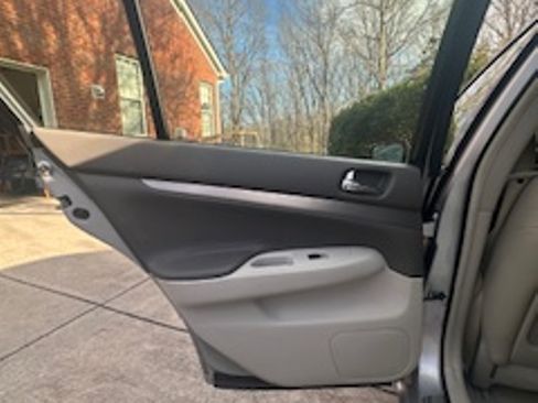 Used 2013 INFINITI G37 Journey w/ Premium Pkg image 9