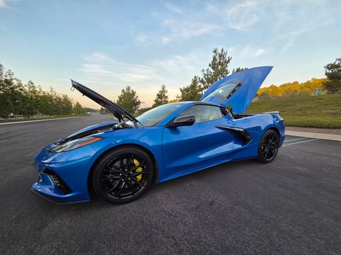 Used 2024 Chevrolet Corvette Stingray Preferred Cpe w/ Z51 Performance Package image 17