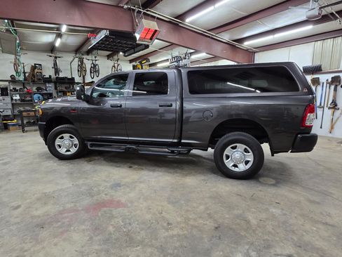 Used 2024 RAM 3500 Tradesman image 11