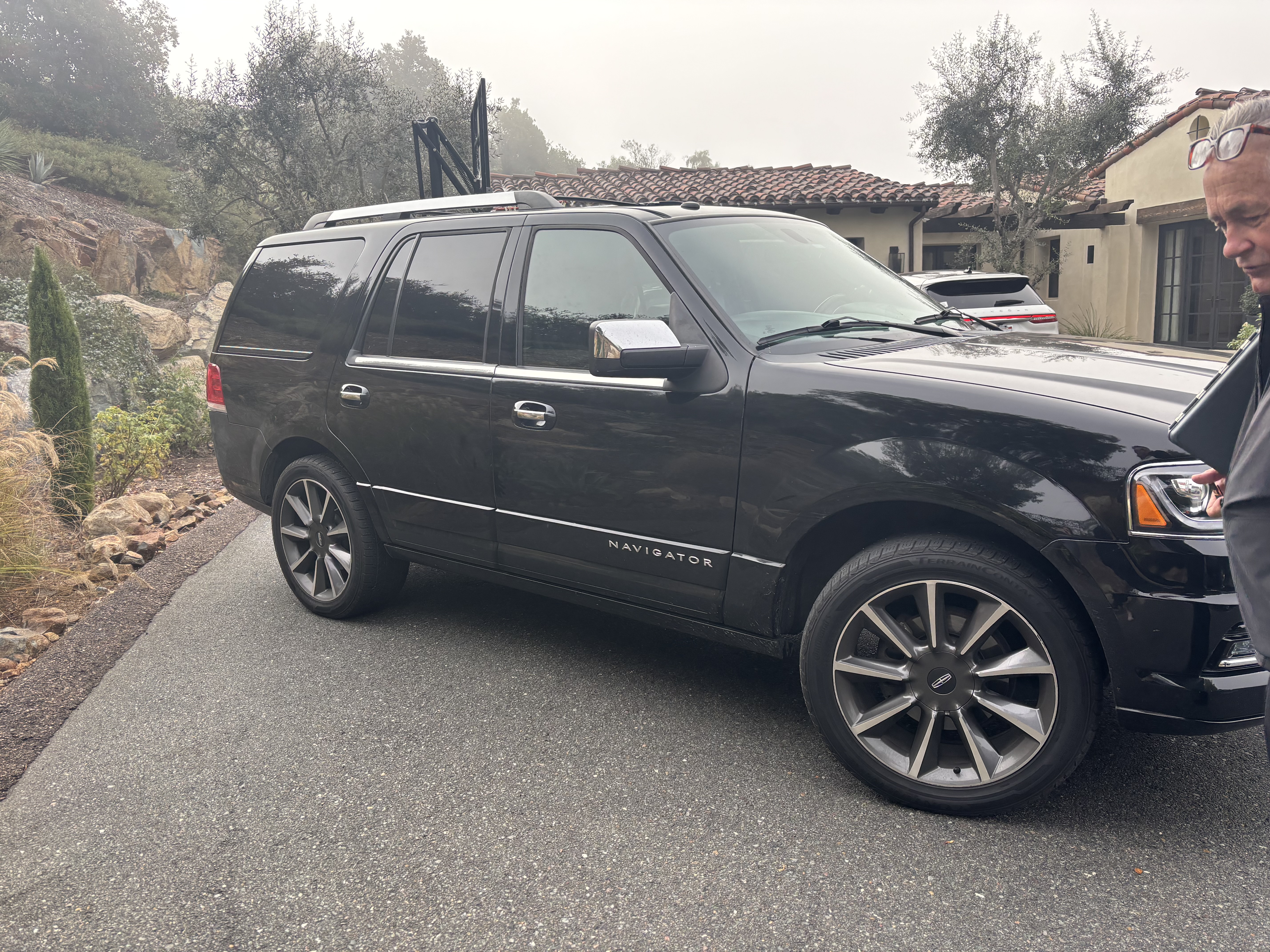 Used 2017 Lincoln Navigator Reserve AWD/4WD image 23