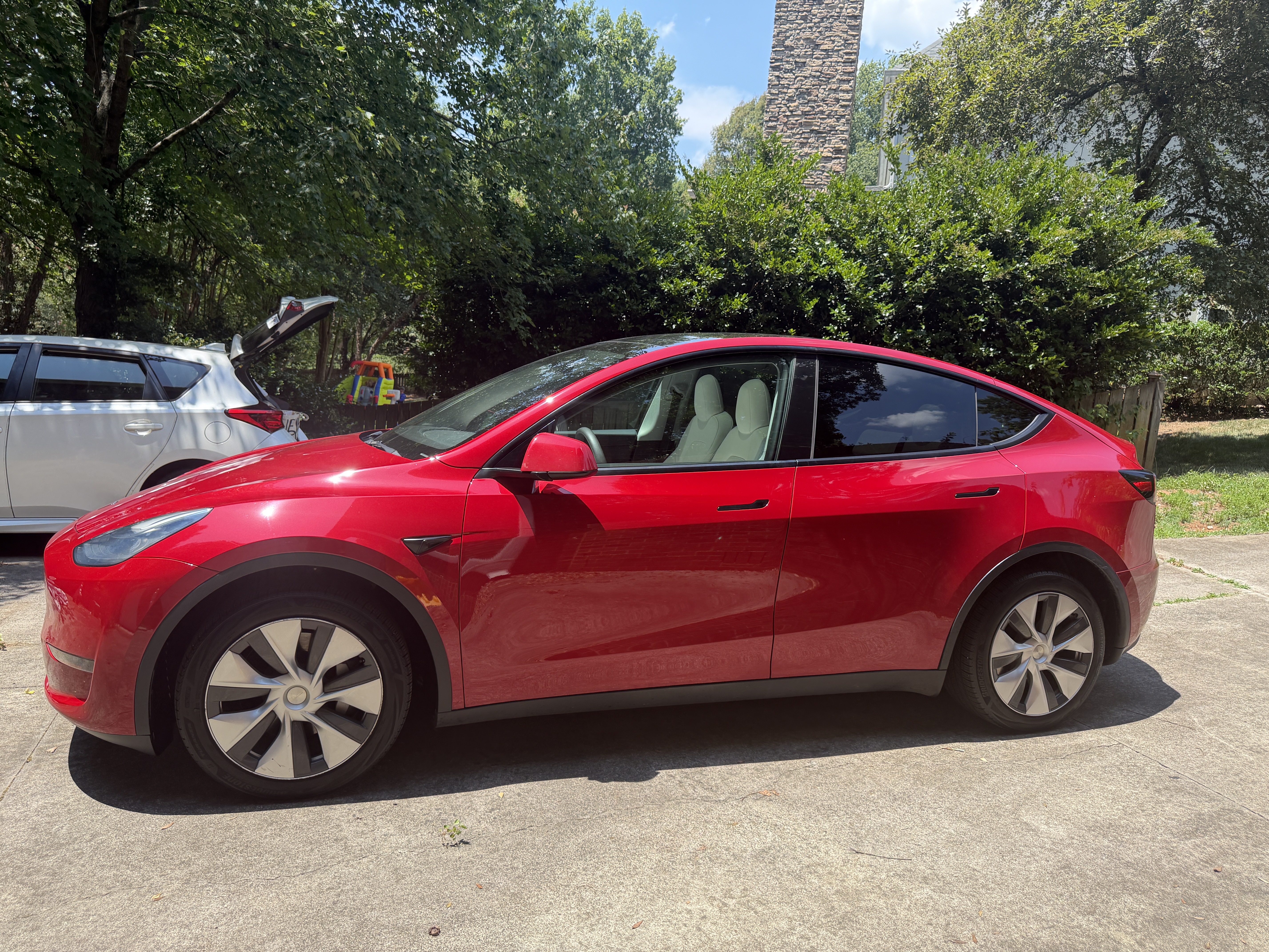 Used 2023 Tesla Model Y Long Range AWD/4WD image 4