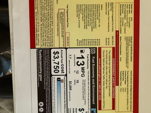 Used 2020 Ferrari 812 Superfast image 10