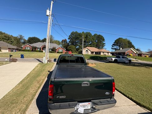 Used 2002 Ford F350 Long Bed image 8