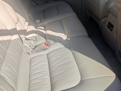 Used 2006 Lexus LX 470 4WD image 19