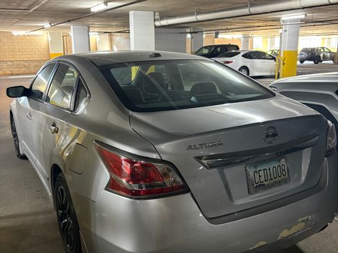 Used 2015 Nissan Altima 2.5 S w/ Power Driver Seat Package image 9