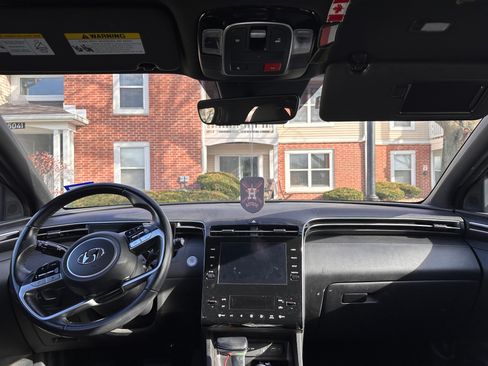 Used 2022 Hyundai Santa Cruz SEL Premium image 6