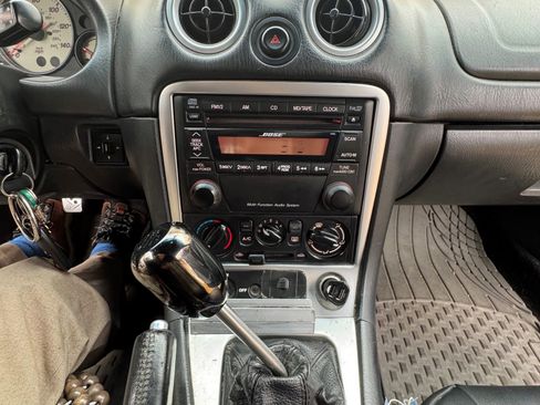 Used 2003 MAZDA MX-5 Miata LS image 8