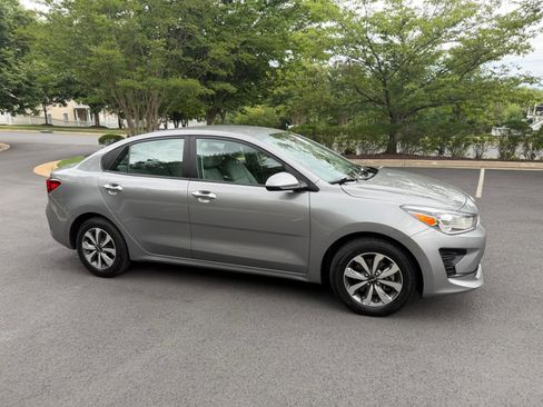 Used 2022 Kia Rio S w/ Technology Package FWD image 11
