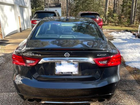 Used 2017 Nissan Maxima Platinum image 10