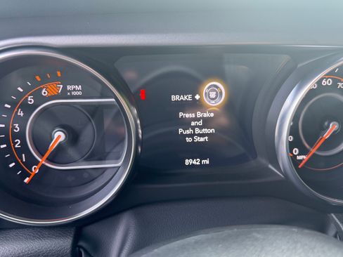 Used 2023 Jeep Wrangler Sport AWD/4WD image 5