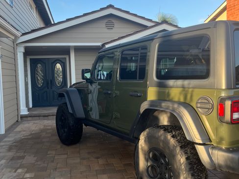 Used 2023 Jeep Wrangler Unlimited Rubicon w/ Xtreme 35 Tire Package AWD/4WD image 1