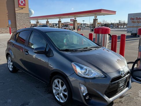 Used 2015 Toyota Prius C Four image 1