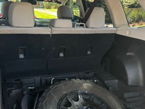 Used 2015 Subaru Forester 2.5i w/ Alloy Wheel Package image 2