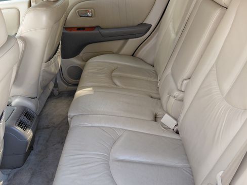 Used 2003 Lexus RX 300 4WD image 3