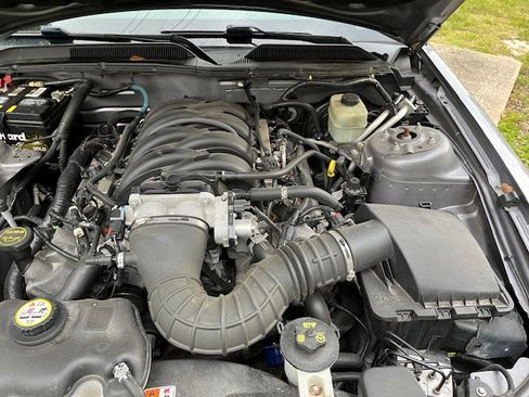 Used 2006 Ford Mustang GT image 18