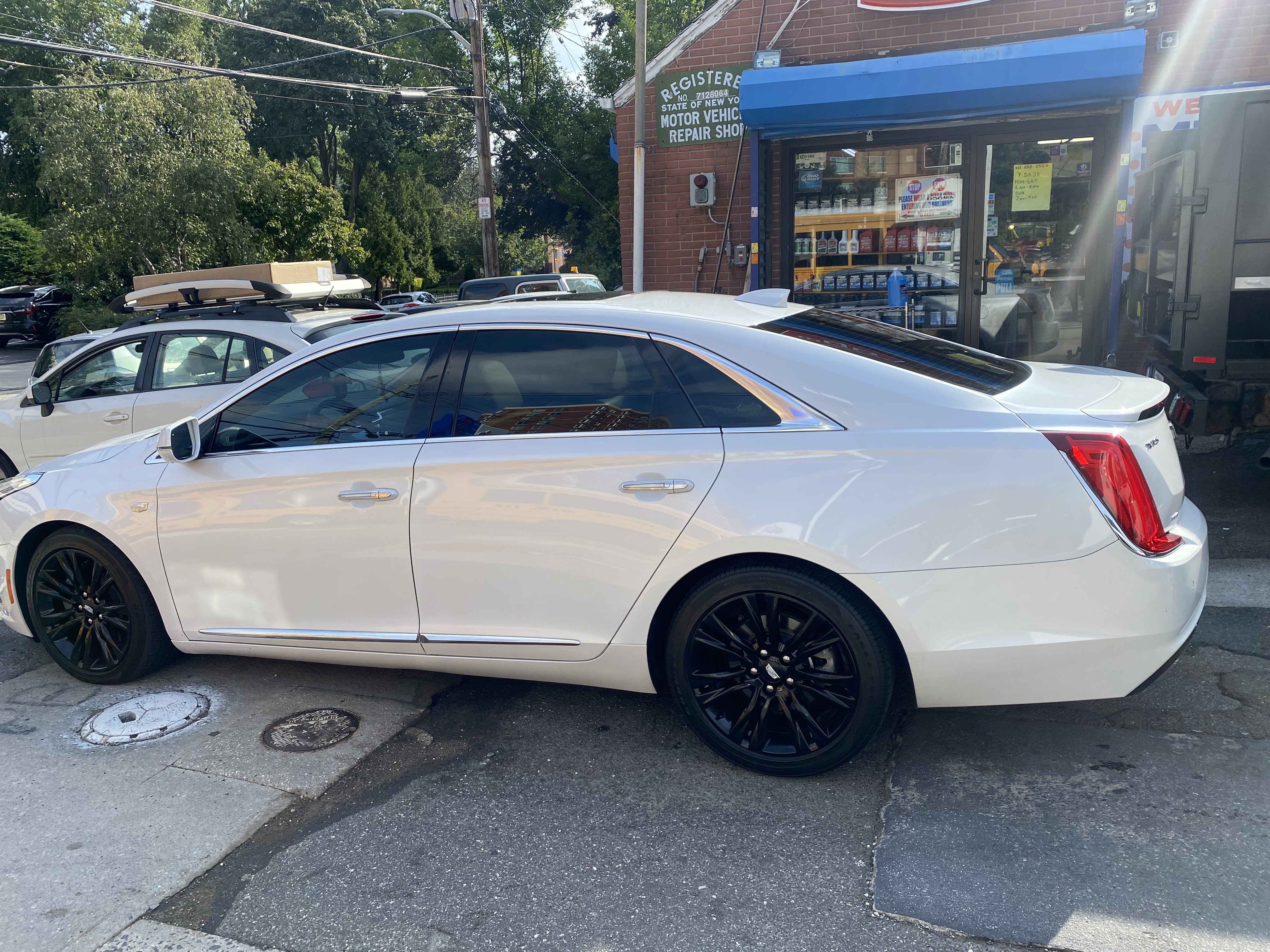 Used 2019 Cadillac XTS Luxury w/ Driver Awareness Package AWD/4WD image 16