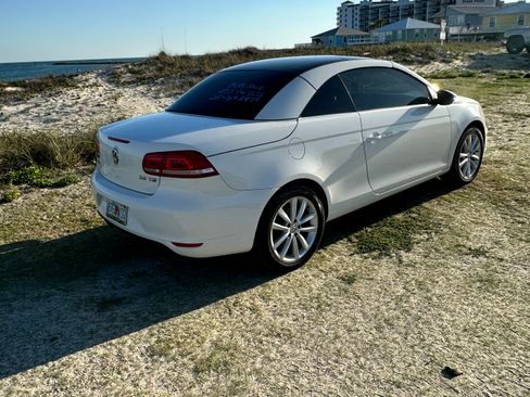 Used 2013 Volkswagen Eos Komfort image 6