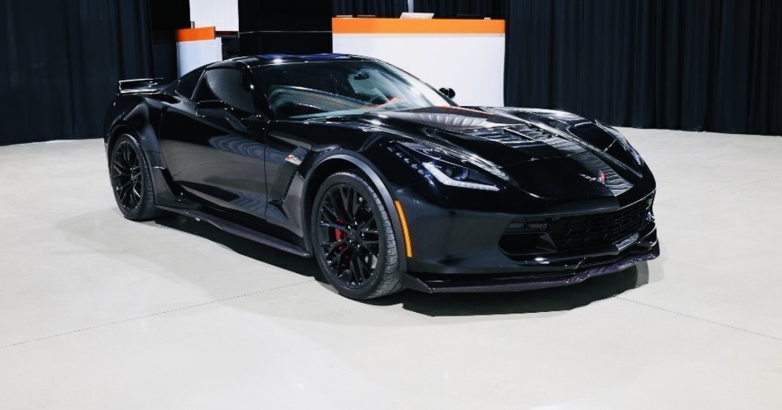 Used 2017 Chevrolet Corvette Z06 RWD image 6