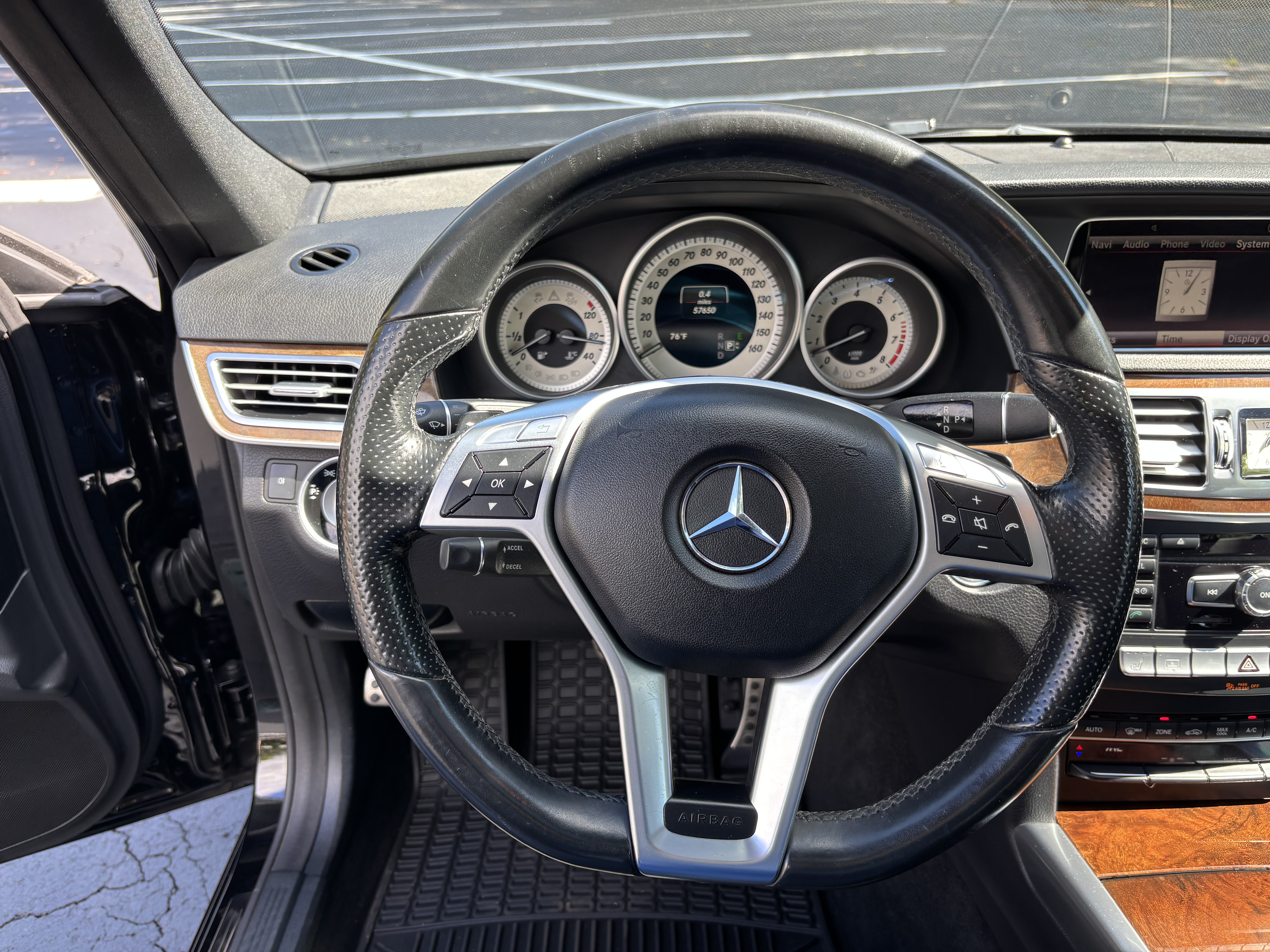 Used 2015 Mercedes-Benz E 350 4MATIC Sedan image 11