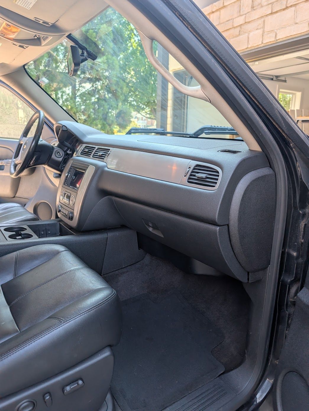 Used 2013 Chevrolet Silverado 1500 LTZ w/ LTZ Plus Package AWD/4WD image 23