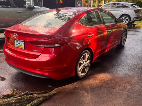 Used 2017 Hyundai Elantra Limited w/ Limited Ultimate Package 05 FWD image 9