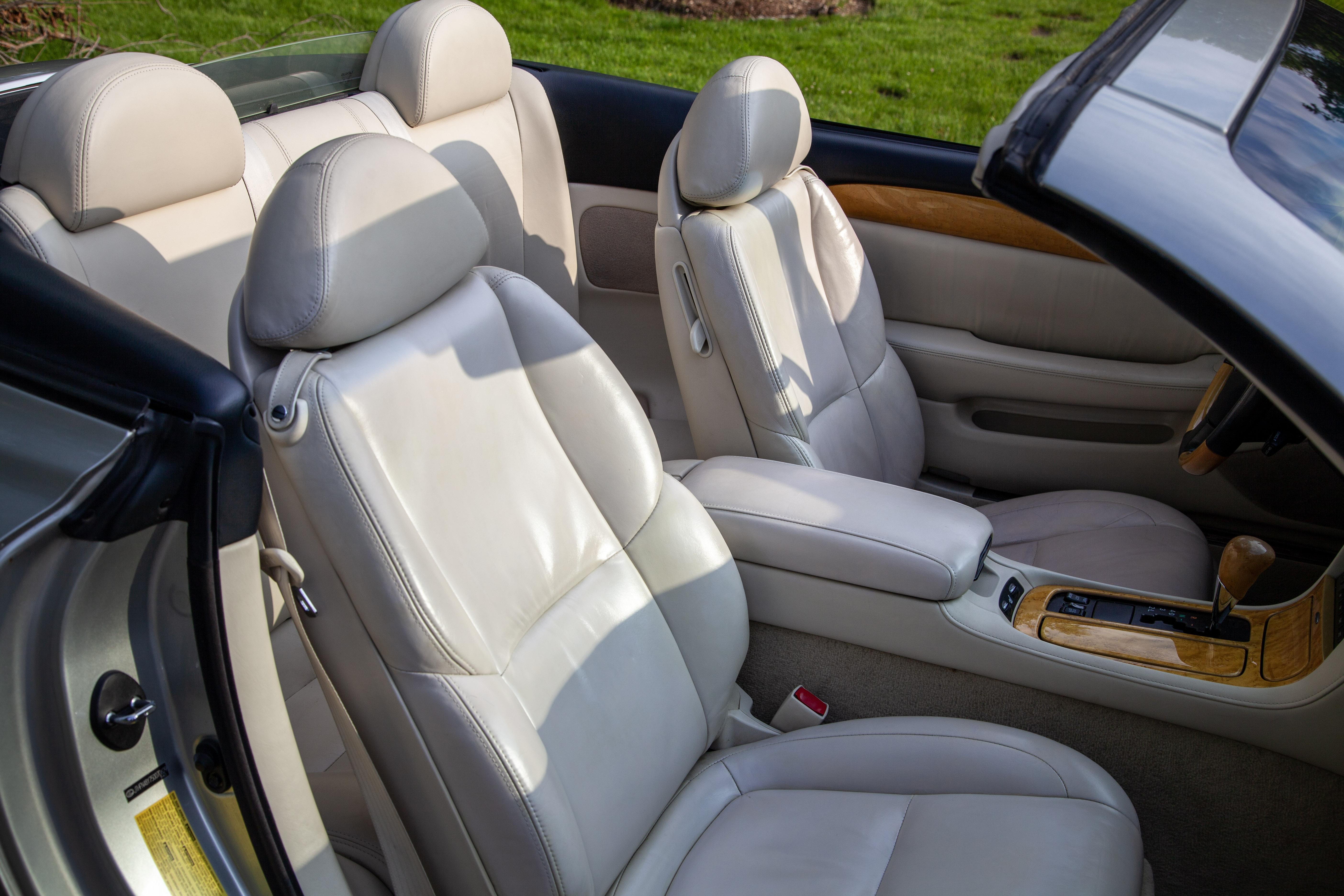 Used 2005 Lexus SC 430 Convertible RWD image 16