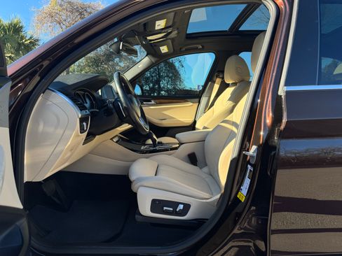 Used 2019 BMW X3 sDrive30i w/ Driving Assistance Package image 14