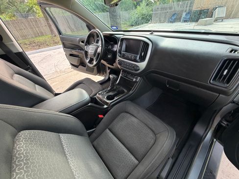 Used 2020 GMC Canyon SLE w/ Elevation Edition RWD image 12