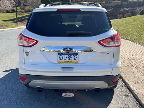Used 2014 Ford Escape Titanium image 4