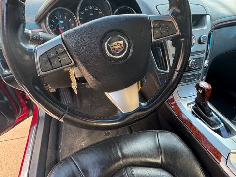 Used 2010 Cadillac CTS Luxury image 9