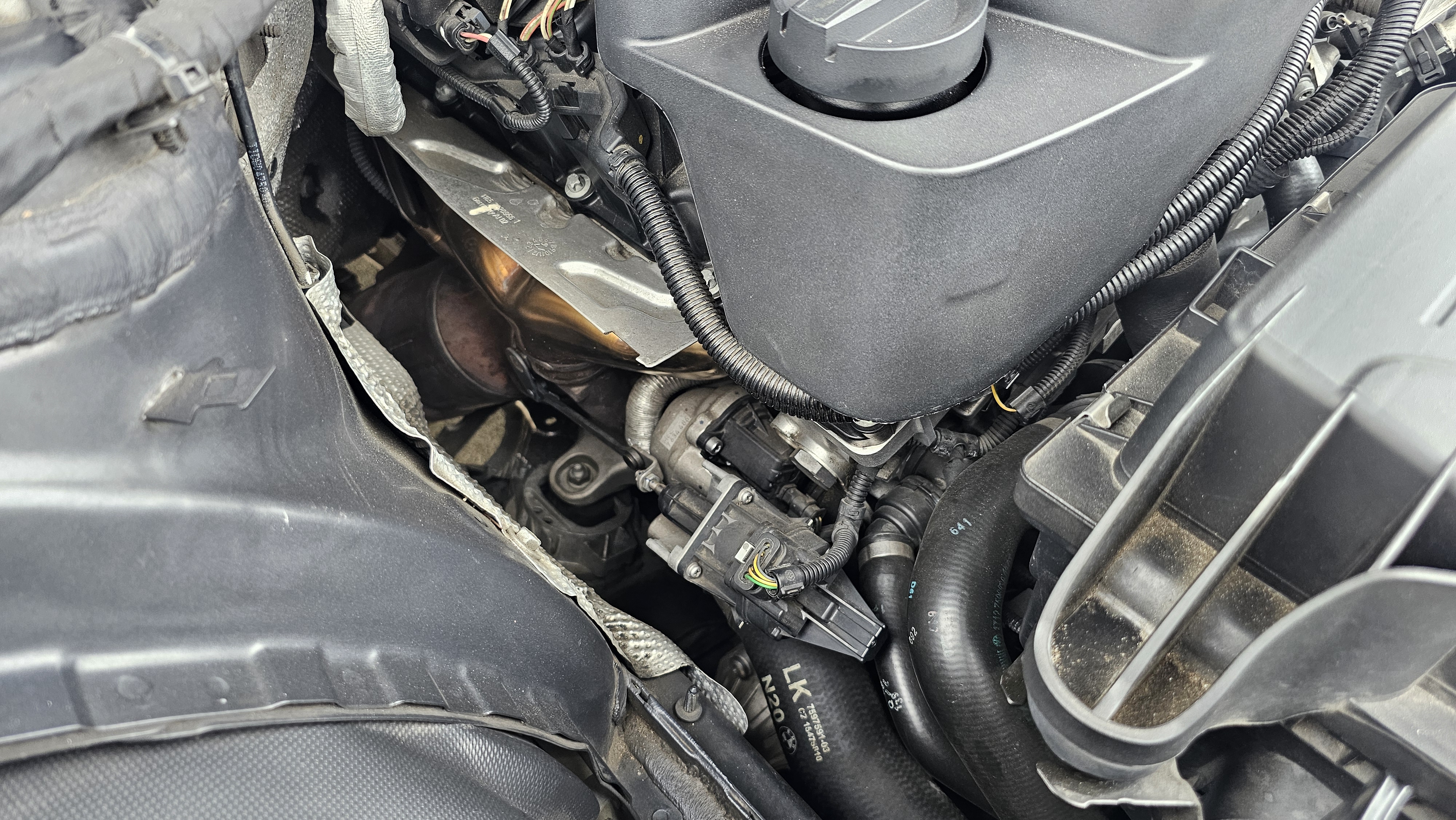 Used 2016 BMW 320i Sedan RWD image 14
