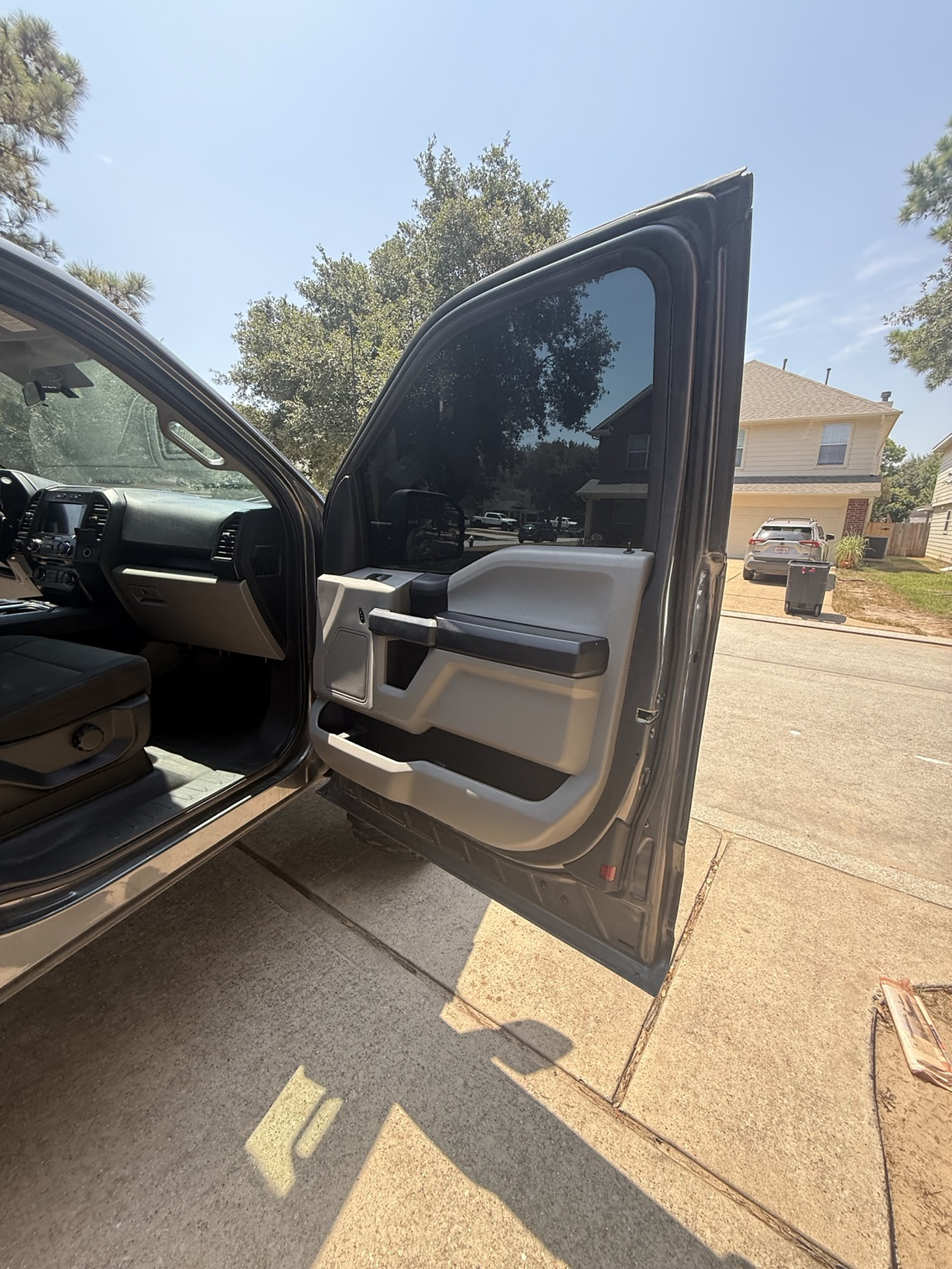 Used 2017 Ford F150 XL w/ Equipment Group 101A Mid RWD image 18
