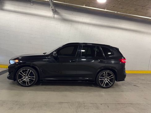 Used 2019 BMW X5 xDrive50i w/ M Sport Package image 6