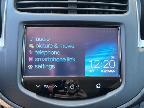 Used 2015 Chevrolet Trax LS image 5