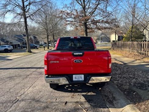 Used 2017 Ford F150 XLT w/ Equipment Group 302A Luxury image 5