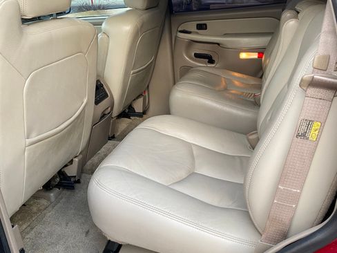 Used 2003 Chevrolet Tahoe LT image 16