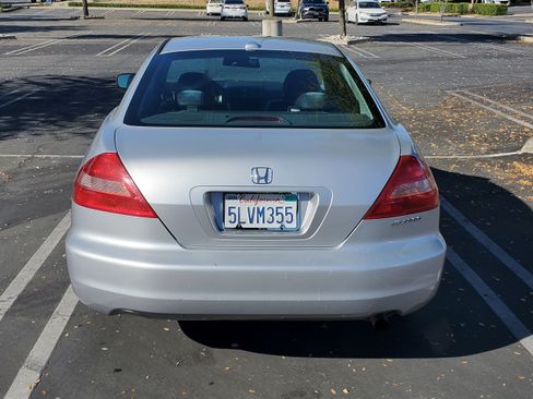 Used 2005 Honda Accord EX-L image 8