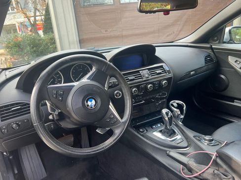 Used 2010 BMW 650i Convertible image 8