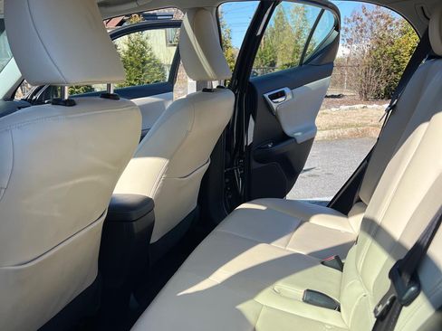 Used 2013 Lexus CT 200h image 13